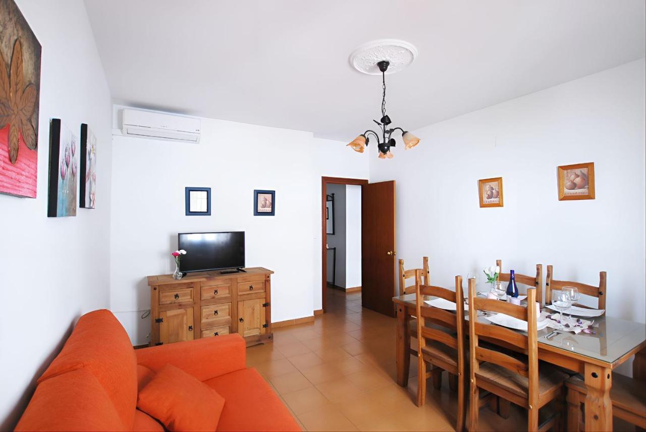 Apartamentos Garaje & Aire & Wifi & Solo Familias Y Parejas Конил-де-ла-Фронтера Екстериор снимка